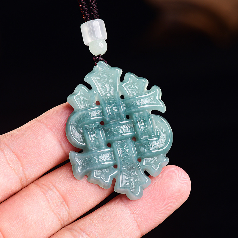 Натуральный бирманский жадеит, – обзор и цена Necklace Pendant